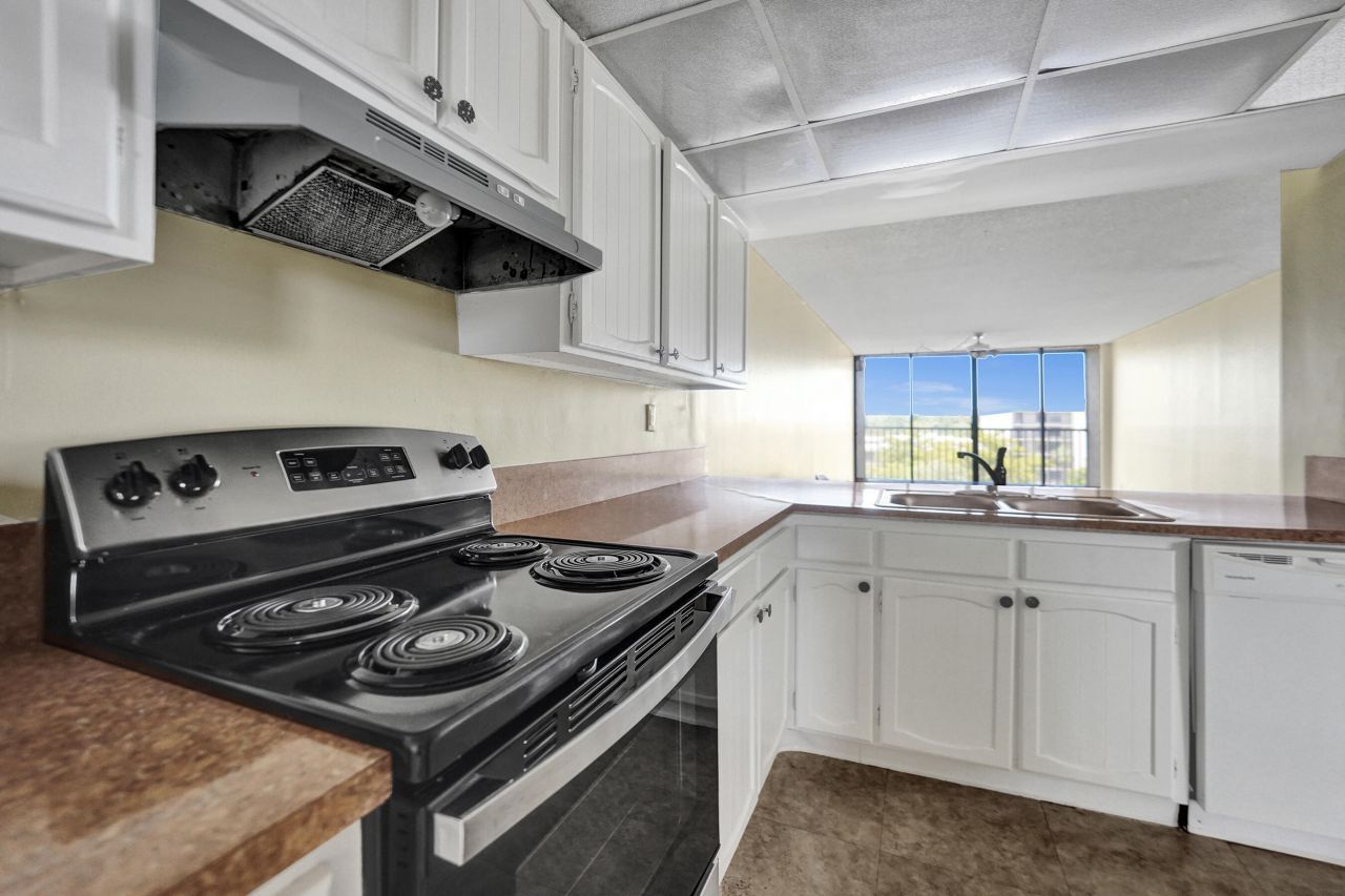 12 Royal Palm Way, Unit 6020, Boca Raton, FL 33432 Photo