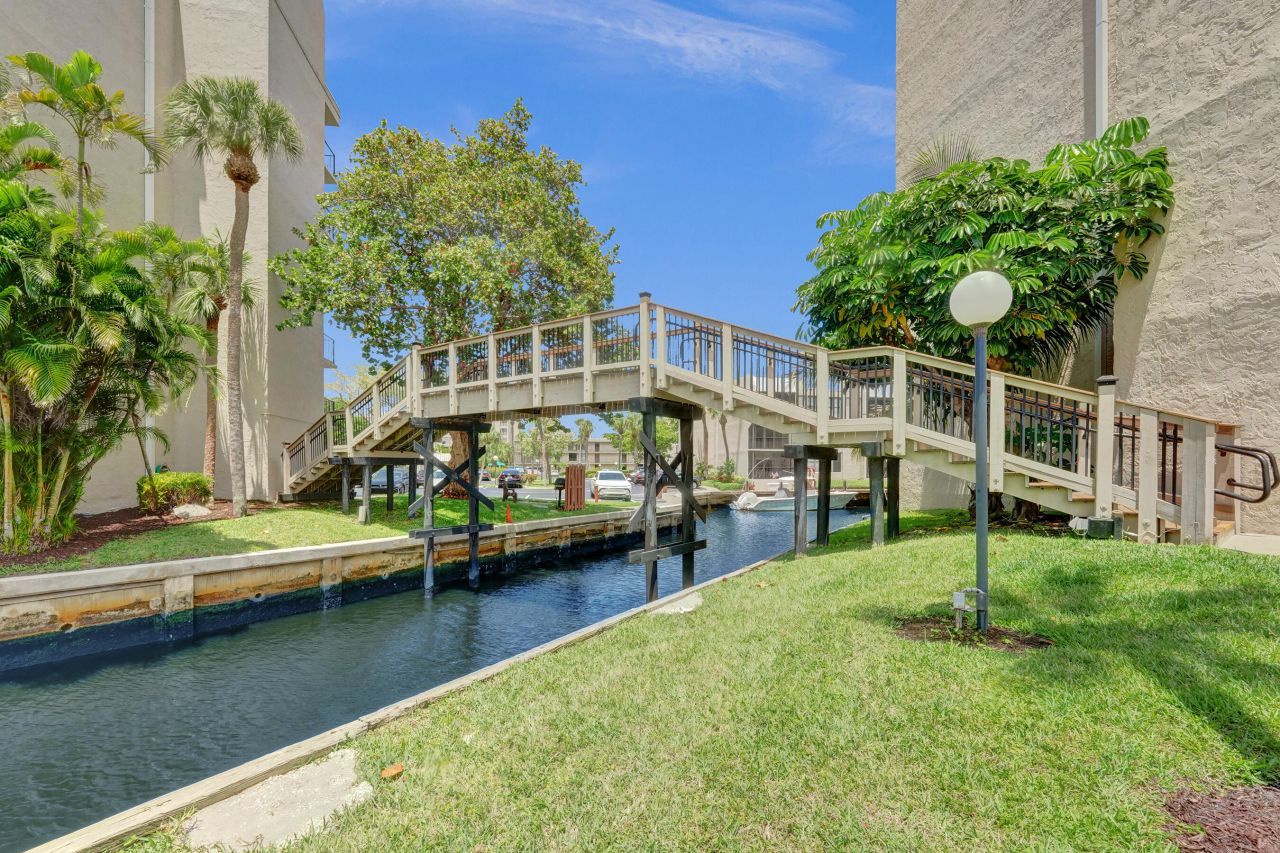 12 Royal Palm Way, Unit 6020, Boca Raton, FL 33432 Photo