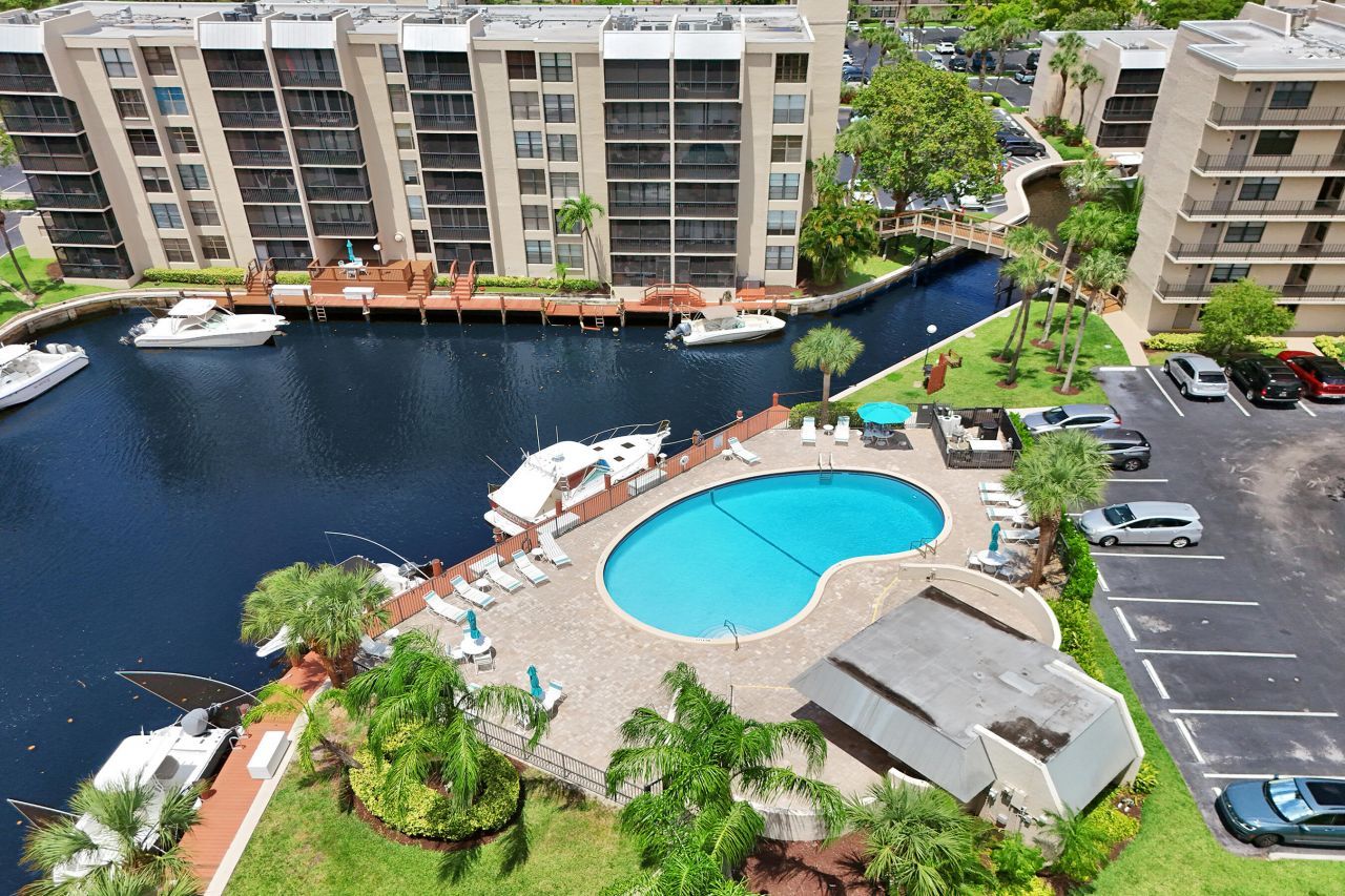 12 Royal Palm Way, Unit 6020, Boca Raton, FL 33432 Photo