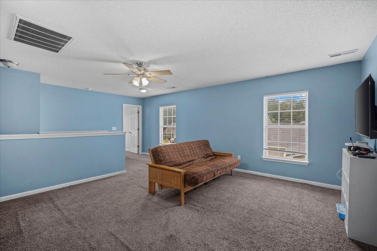 406 Brookfield Lane Photo 24