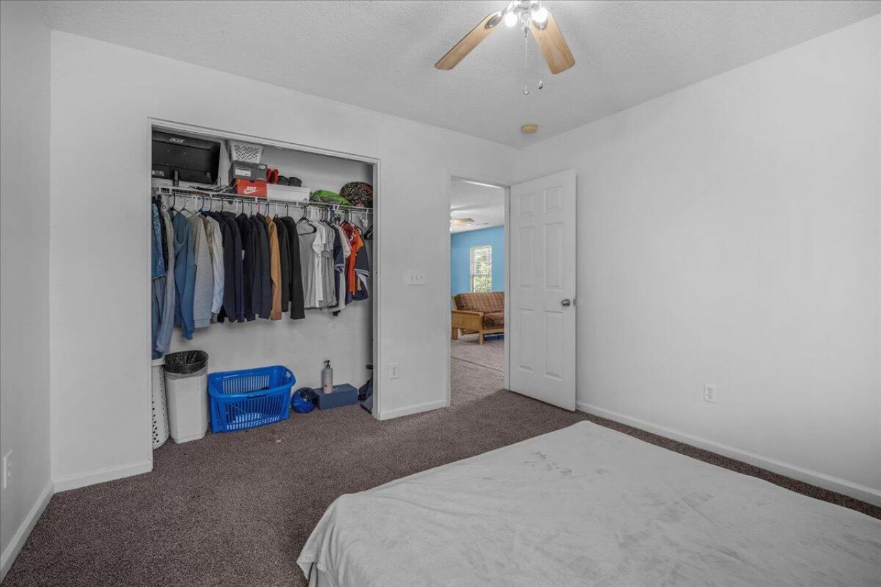 406 Brookfield Lane Photo 25