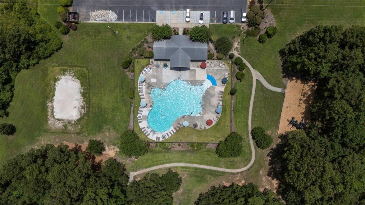 406 Brookfield Lane Photo 49