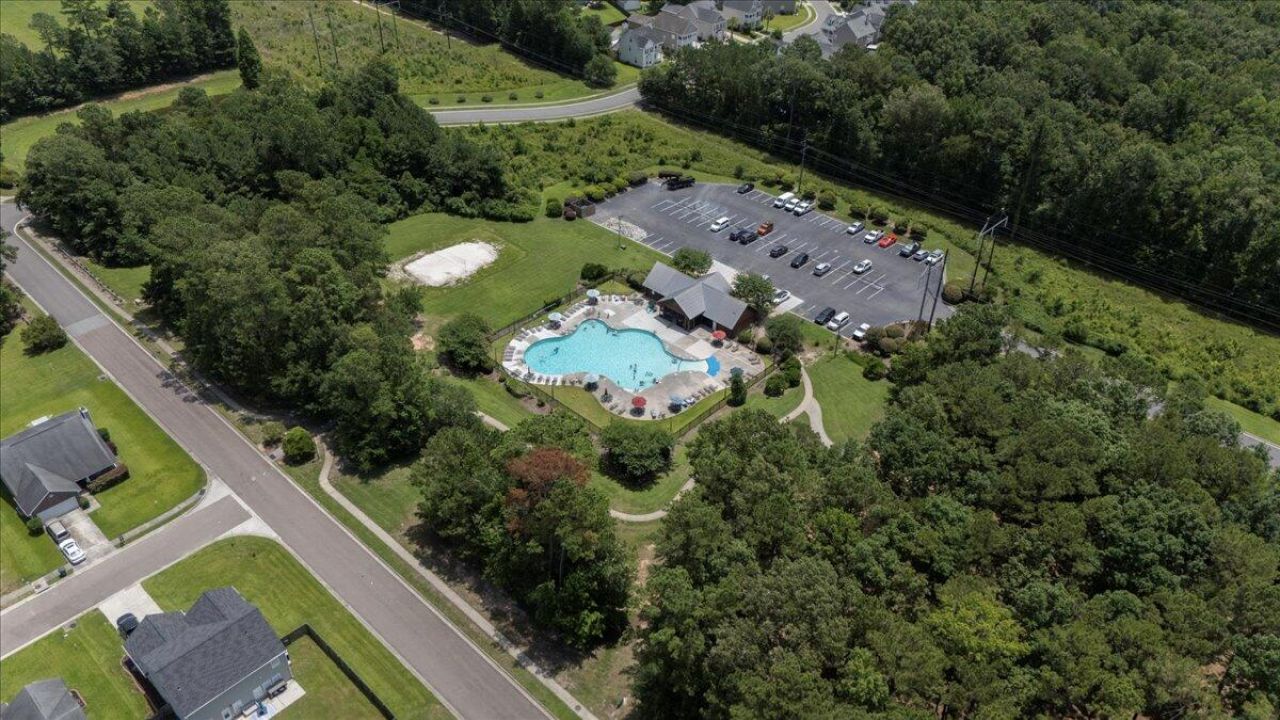 406 Brookfield Lane Photo 50