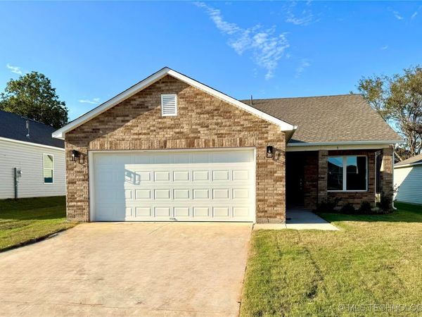9 Rose Avenue, Bristow, OK 74010