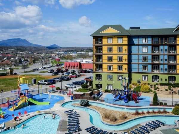 225 Collier Drive, Sevierville, TN 37862