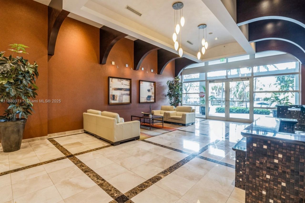 315 NE 3rd Ave, Unit 1602, Fort Lauderdale, FL 33301 Photo