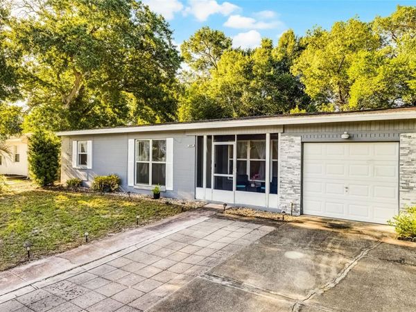 1649 WEYBRIDGE STREET, DELTONA, FL 32725