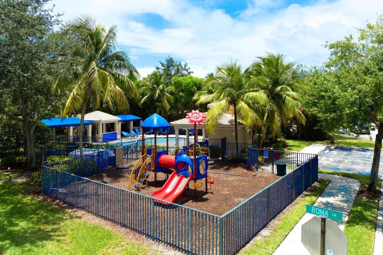 8071 Murano Circle, Palm Beach Gardens, FL 33418 Photo