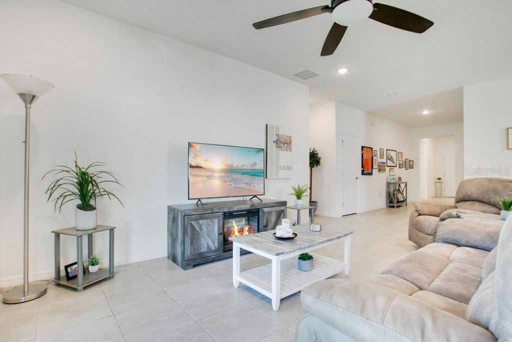 3964 Mayhill Loop, Eustis, FL 32736 Photo