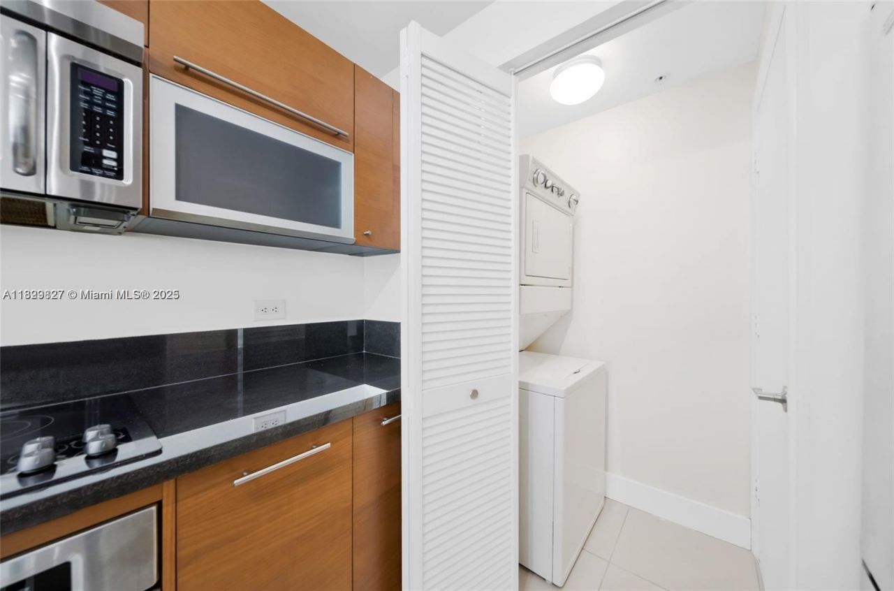 244 Biscayne Blvd, Unit 3704, Miami, FL 33132 Photo