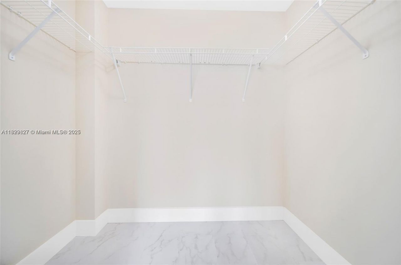 244 Biscayne Blvd, Unit 3704, Miami, FL 33132 Photo