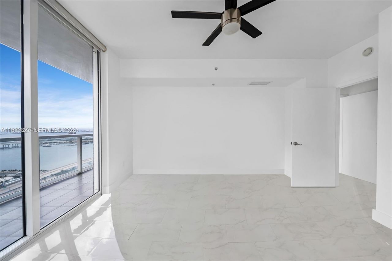 244 Biscayne Blvd, Unit 3704, Miami, FL 33132 Photo