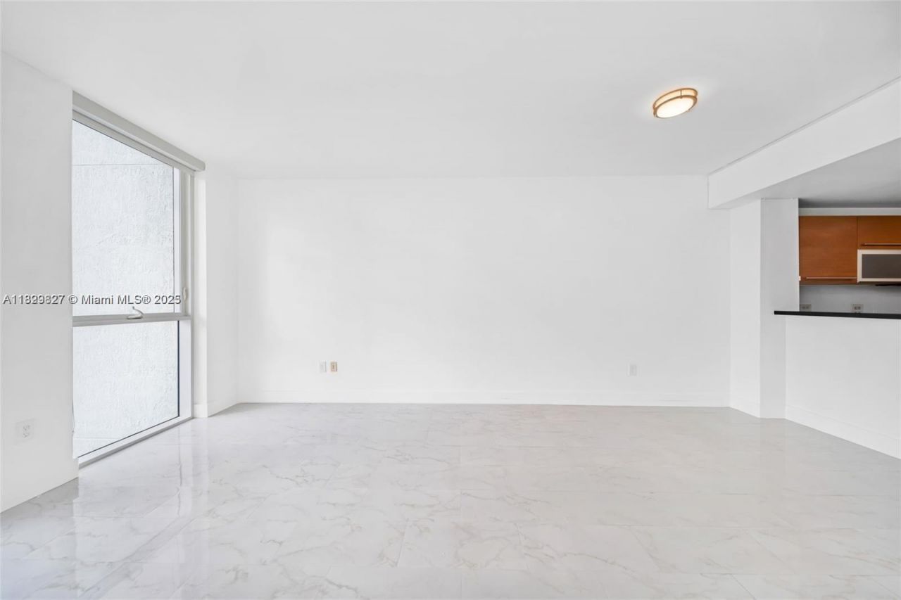 244 Biscayne Blvd, Unit 3704, Miami, FL 33132 Photo