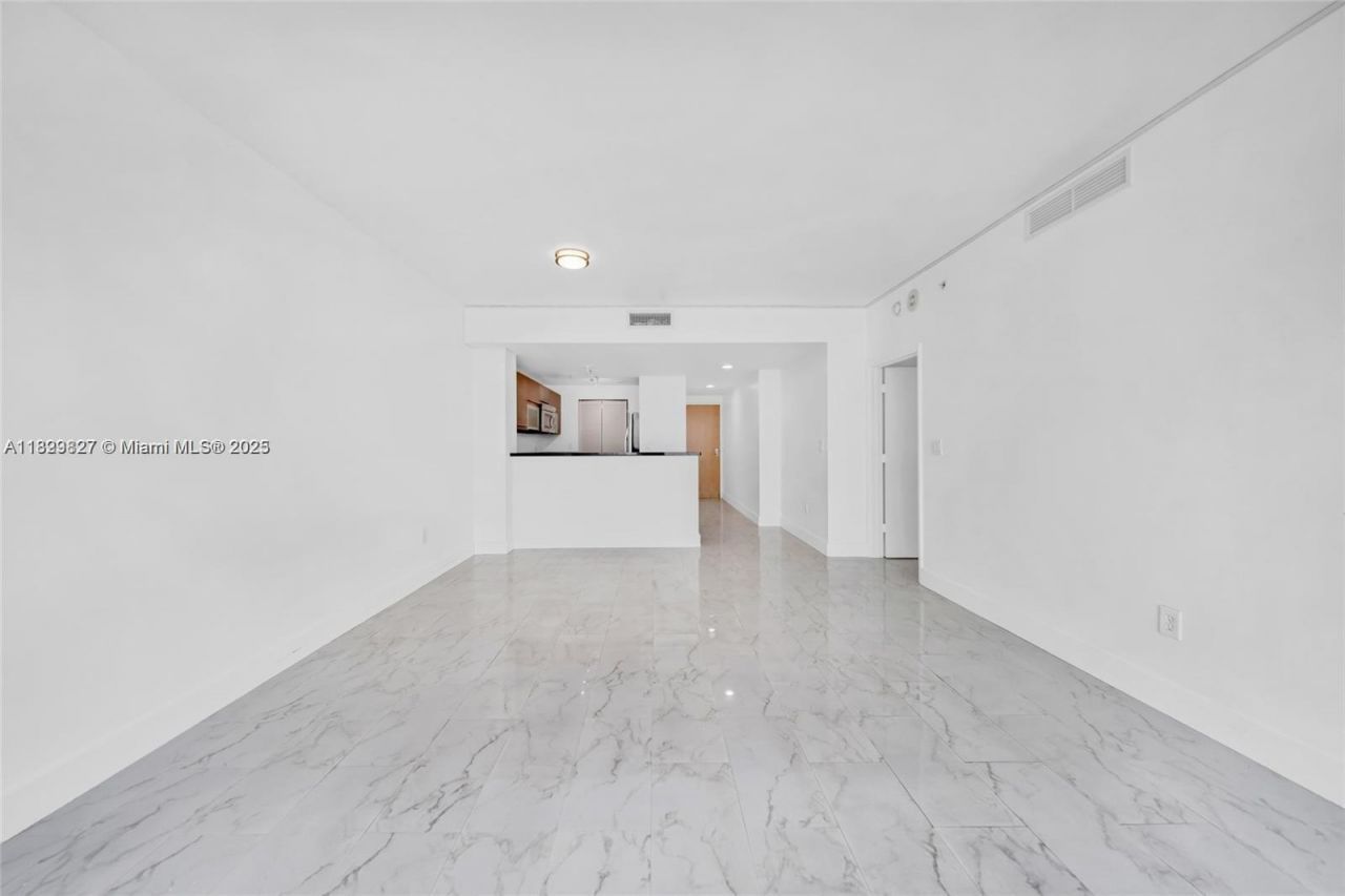 244 Biscayne Blvd, Unit 3704, Miami, FL 33132 Photo
