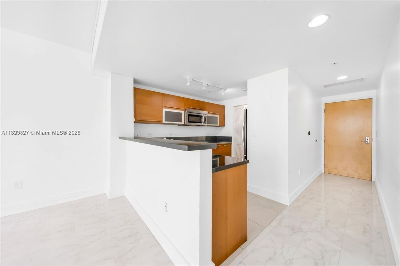 244 Biscayne Blvd, Unit 3704, Miami, FL 33132 Photo
