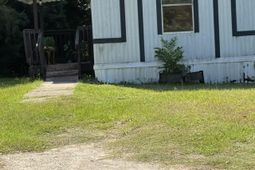 1213 /1211/1218 Walcott St photo 4