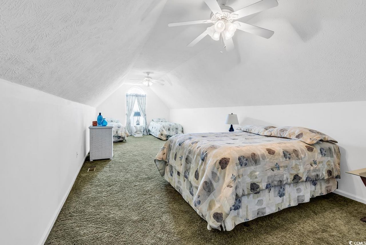 2818 Sanctuary Blvd. Photo 26