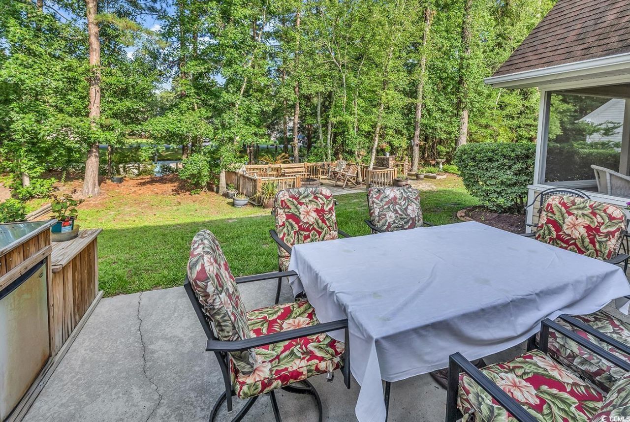 2818 Sanctuary Blvd. Photo 34