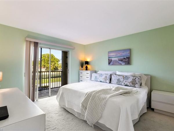 3150 Binnacle DR, Unit 217, NAPLES, FL 34103