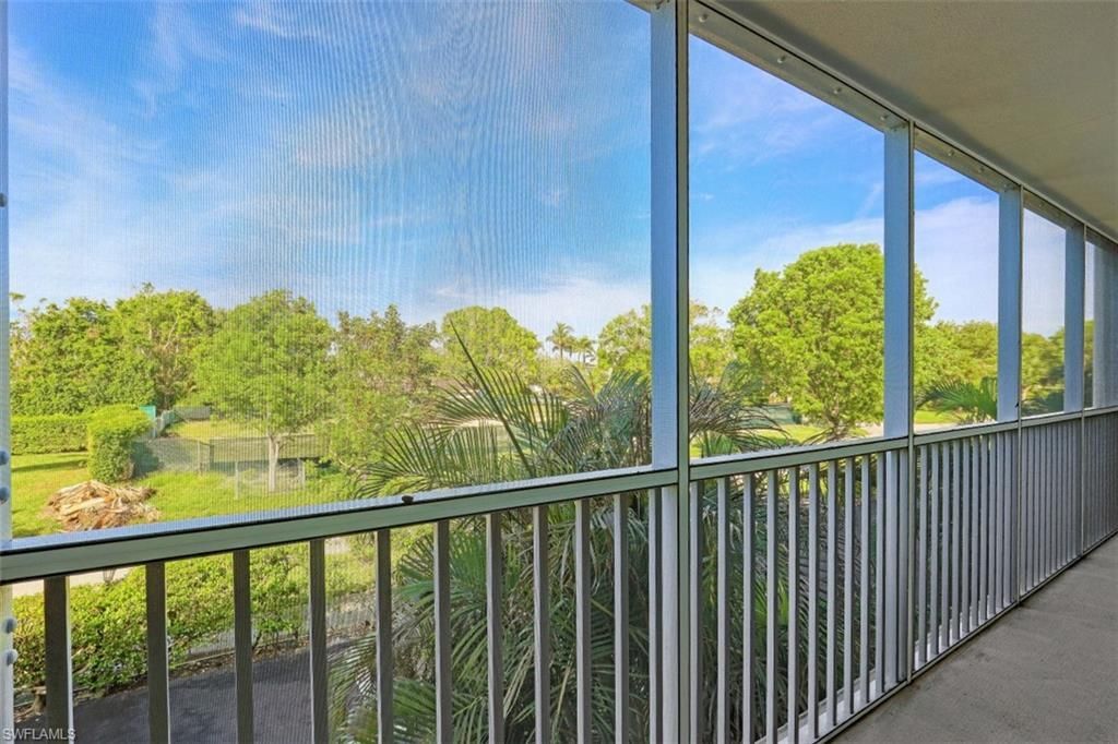 3150 Binnacle Dr, Unit 217, Naples, FL 34103 Photo