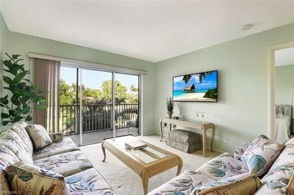 3150 Binnacle Dr, Unit 217, Naples, FL 34103 Photo