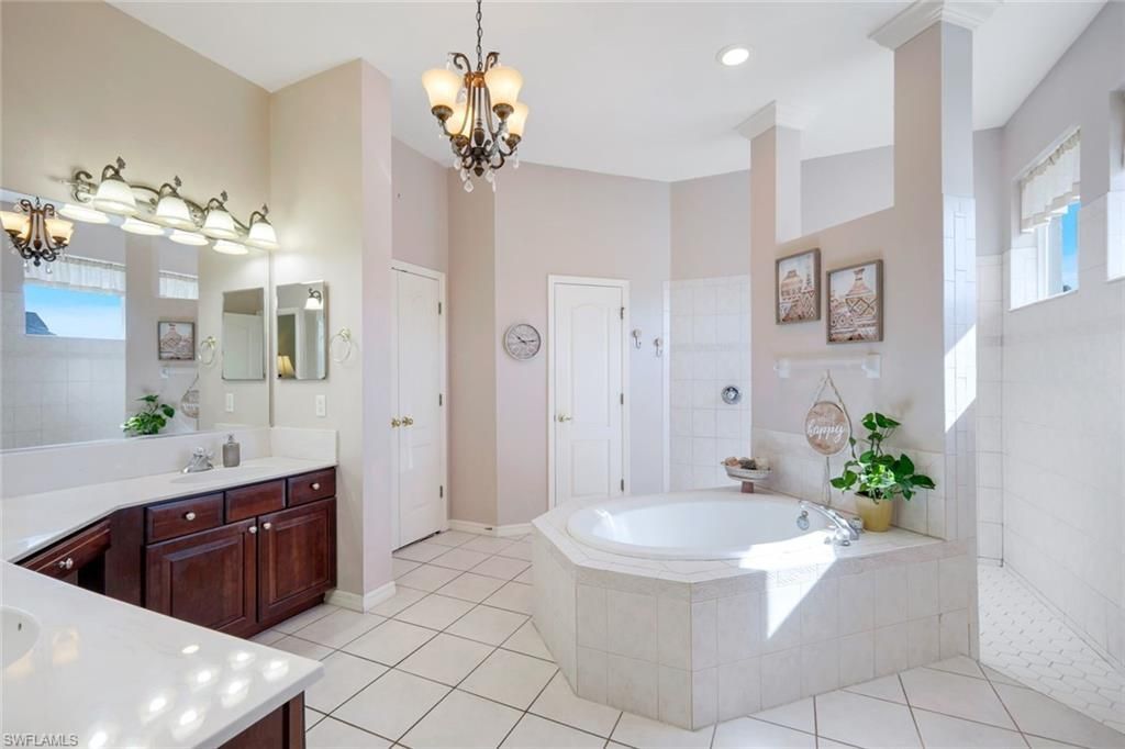 1206 NW 18th Ter, Cape Coral, FL 33993 Photo