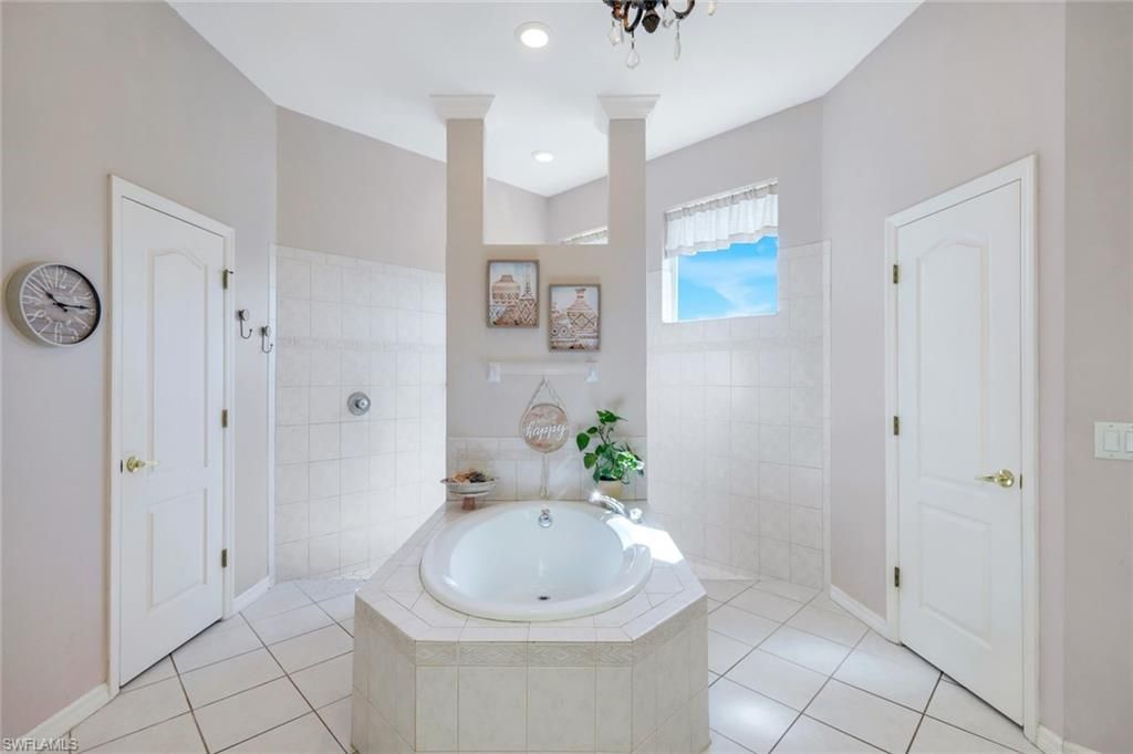 1206 NW 18th Ter, Cape Coral, FL 33993 Photo