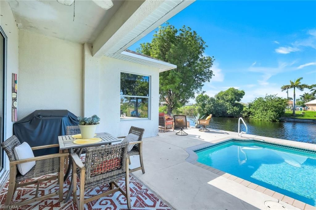 1206 NW 18th Ter, Cape Coral, FL 33993 Photo