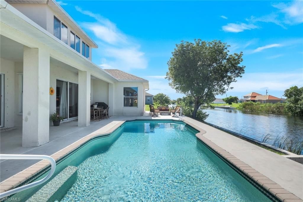 1206 NW 18th Ter, Cape Coral, FL 33993 Photo