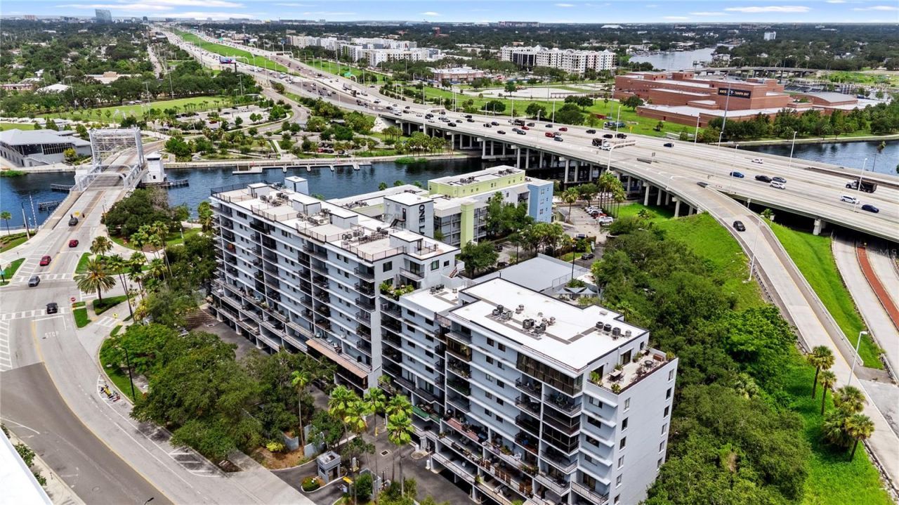 201 W Laurel Street, Unit 308, Tampa, FL 33602 Main Photo