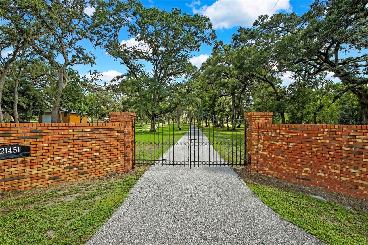 21451 Us Highway 98, Dade City, FL 33523 Photo