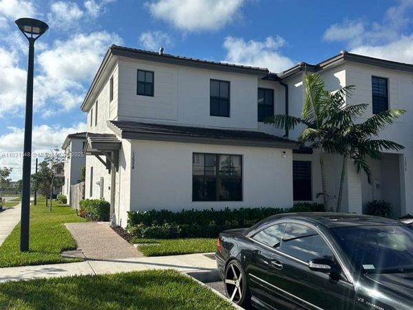 12974 SW 232nd Ln, Homestead, FL 33170