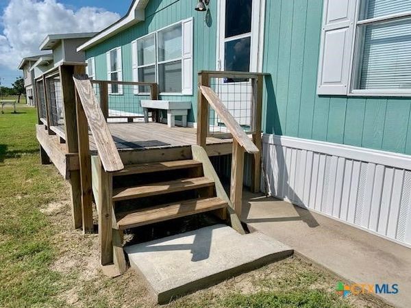 77 Blue Street, Port O'Connor, TX 77982