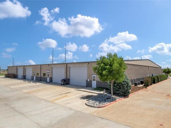 7312 NW 164th Street, Unit 100, Edmond, OK 73013