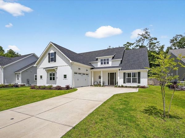 522 Knotted Pine Drive, Tallahassee, FL 32312