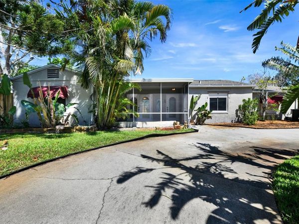 4735 BAYWOOD POINT DRIVE S, GULFPORT, FL 33711