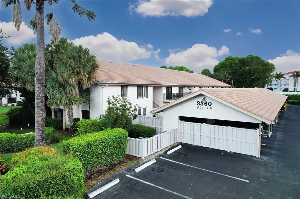 3360 10th St N, Unit 1210, Naples, FL 34103 Photo