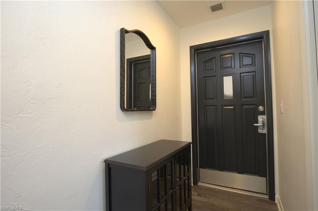3360 10th St N, Unit 1210, Naples, FL 34103 Photo