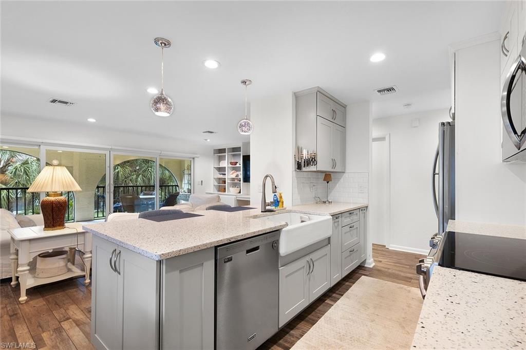 3360 10th St N, Unit 1210, Naples, FL 34103 Photo