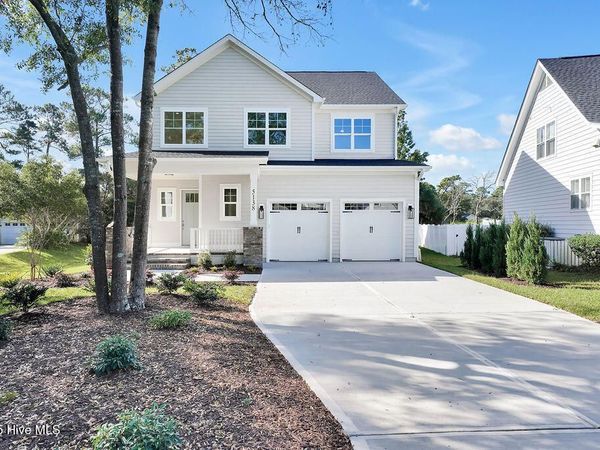 5138 Fernwood Drive, Southport, NC 28461