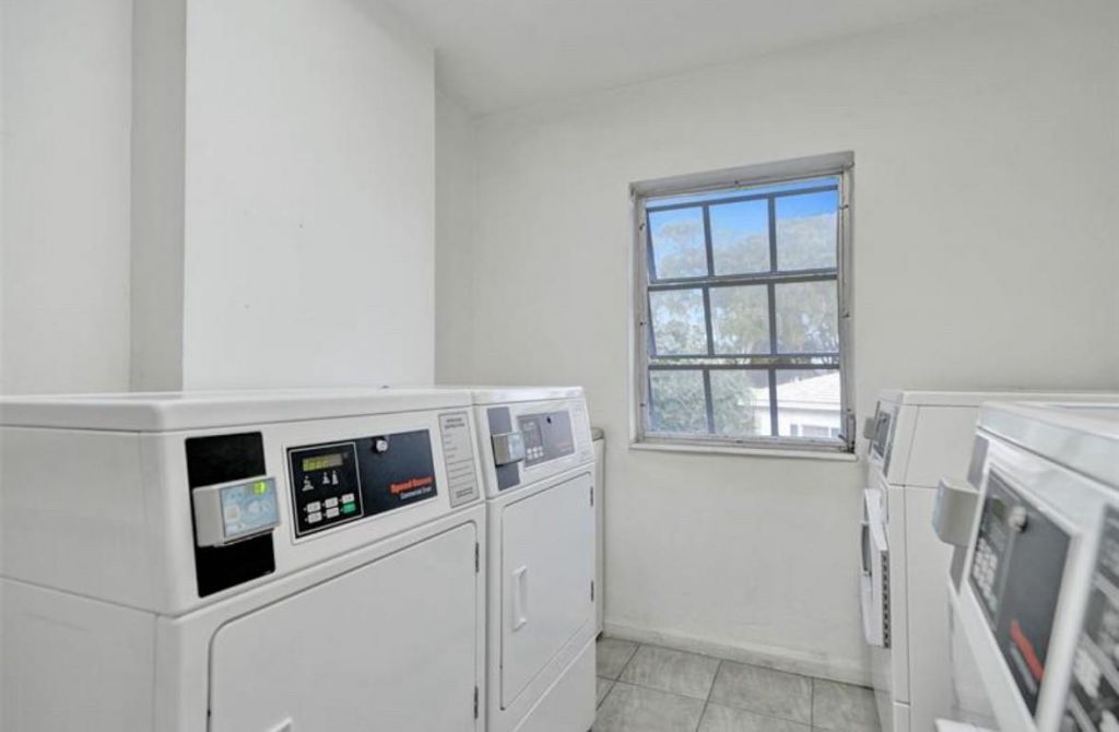 6750 NE 21st Road, Unit 123, Fort Lauderdale, FL 33308 Photo