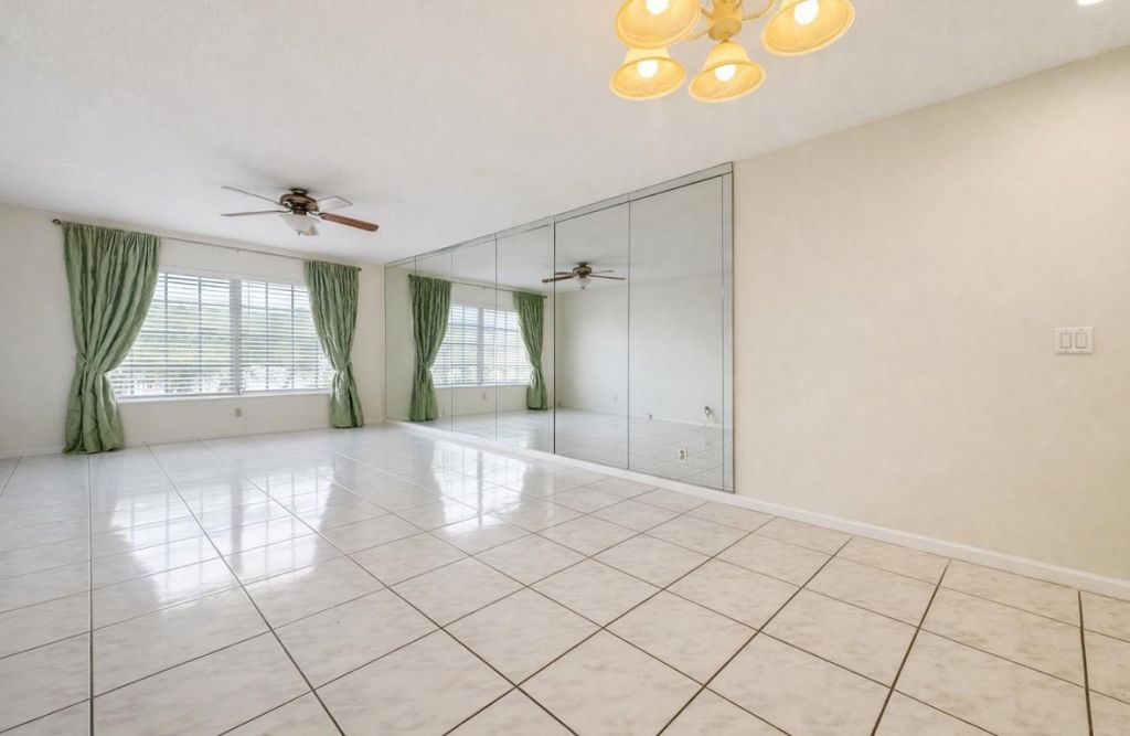 6750 NE 21st Road, Unit 123, Fort Lauderdale, FL 33308 Photo