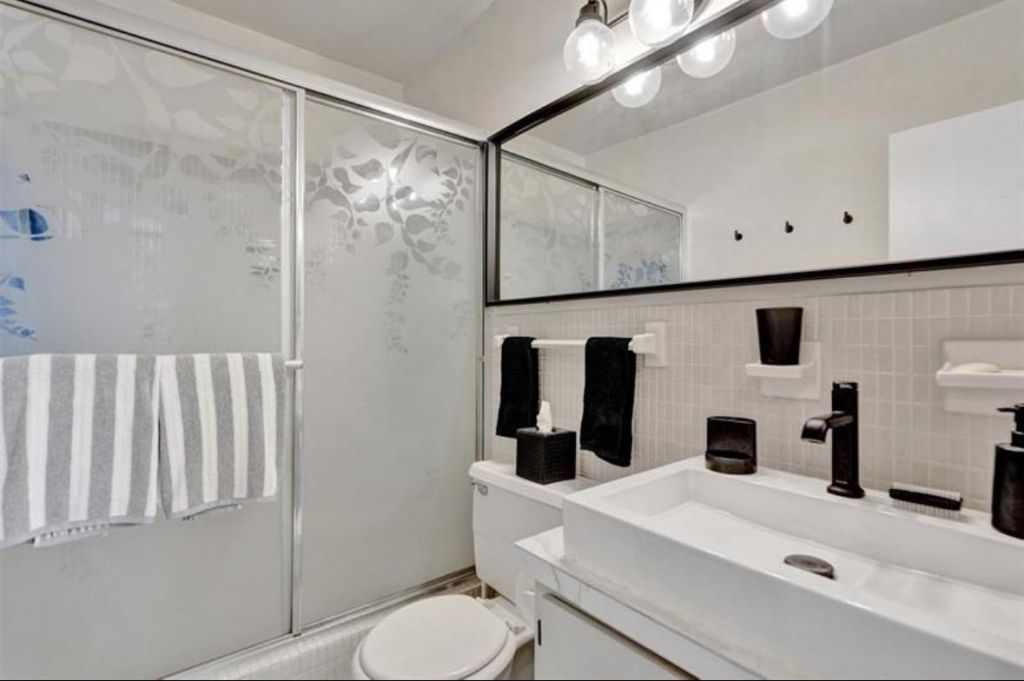 6750 NE 21st Road, Unit 123, Fort Lauderdale, FL 33308 Photo