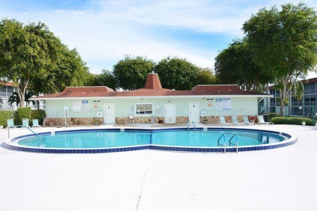 3400 Springdale Boulevard, Unit 316, Palm Springs, FL 33461 Photo