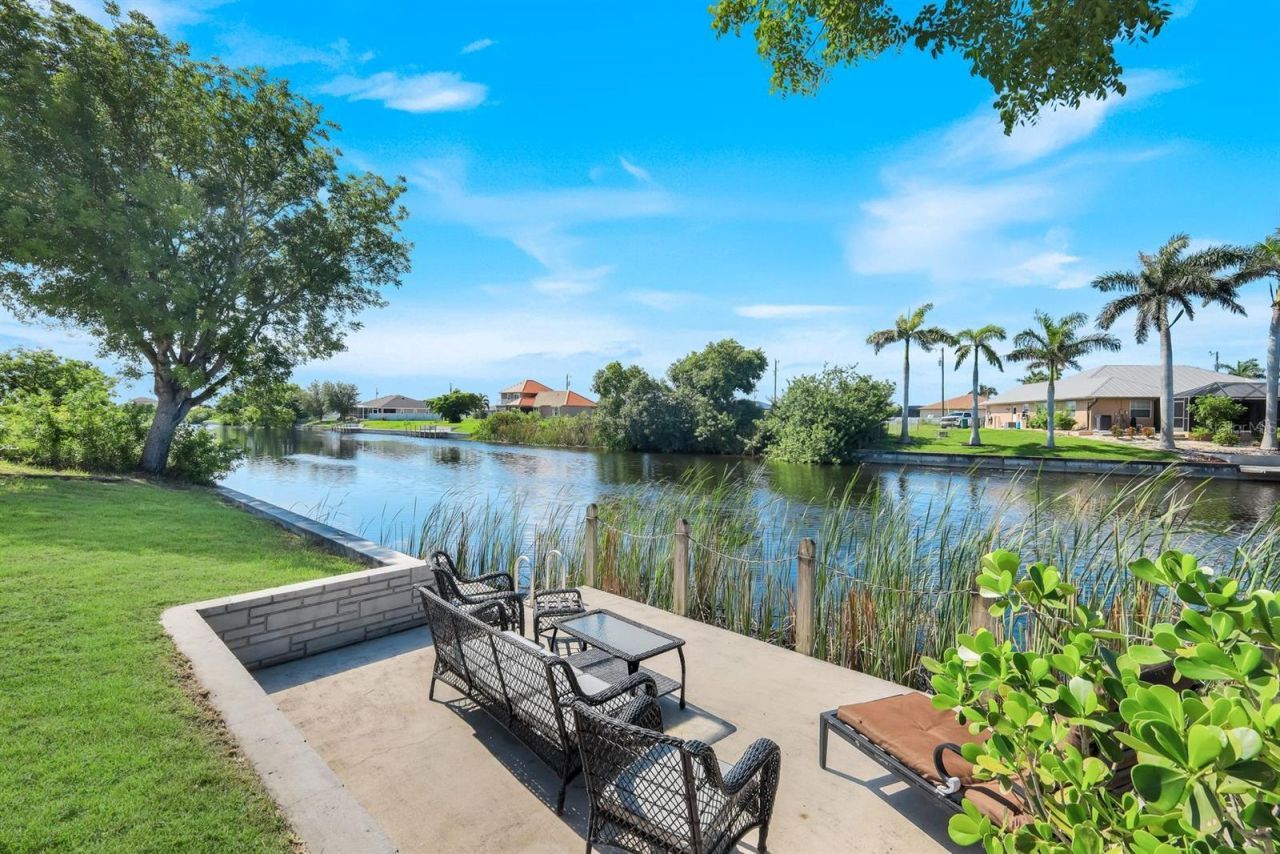 1206 NW 18th Terrace, Cape Coral, FL 33993 Photo