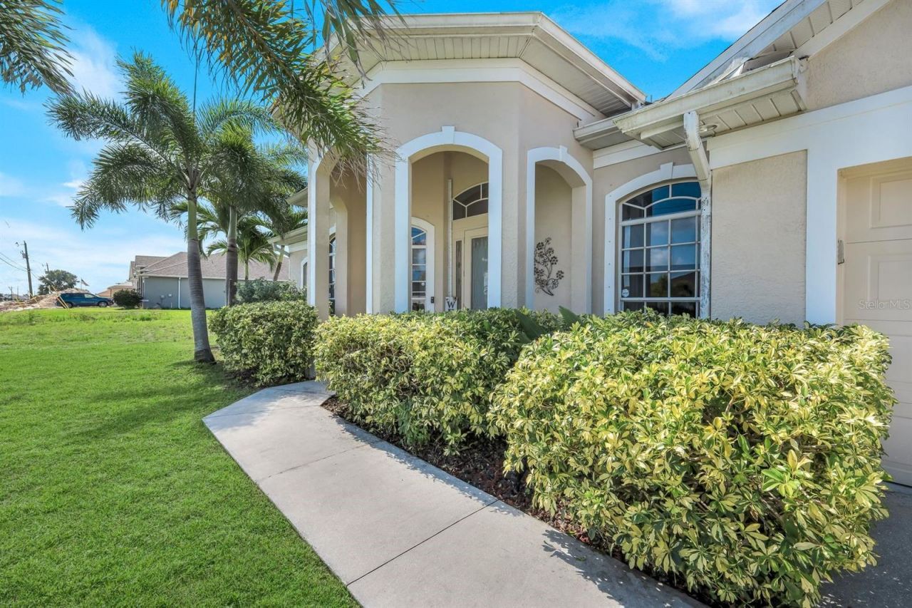 1206 NW 18th Terrace, Cape Coral, FL 33993 Photo