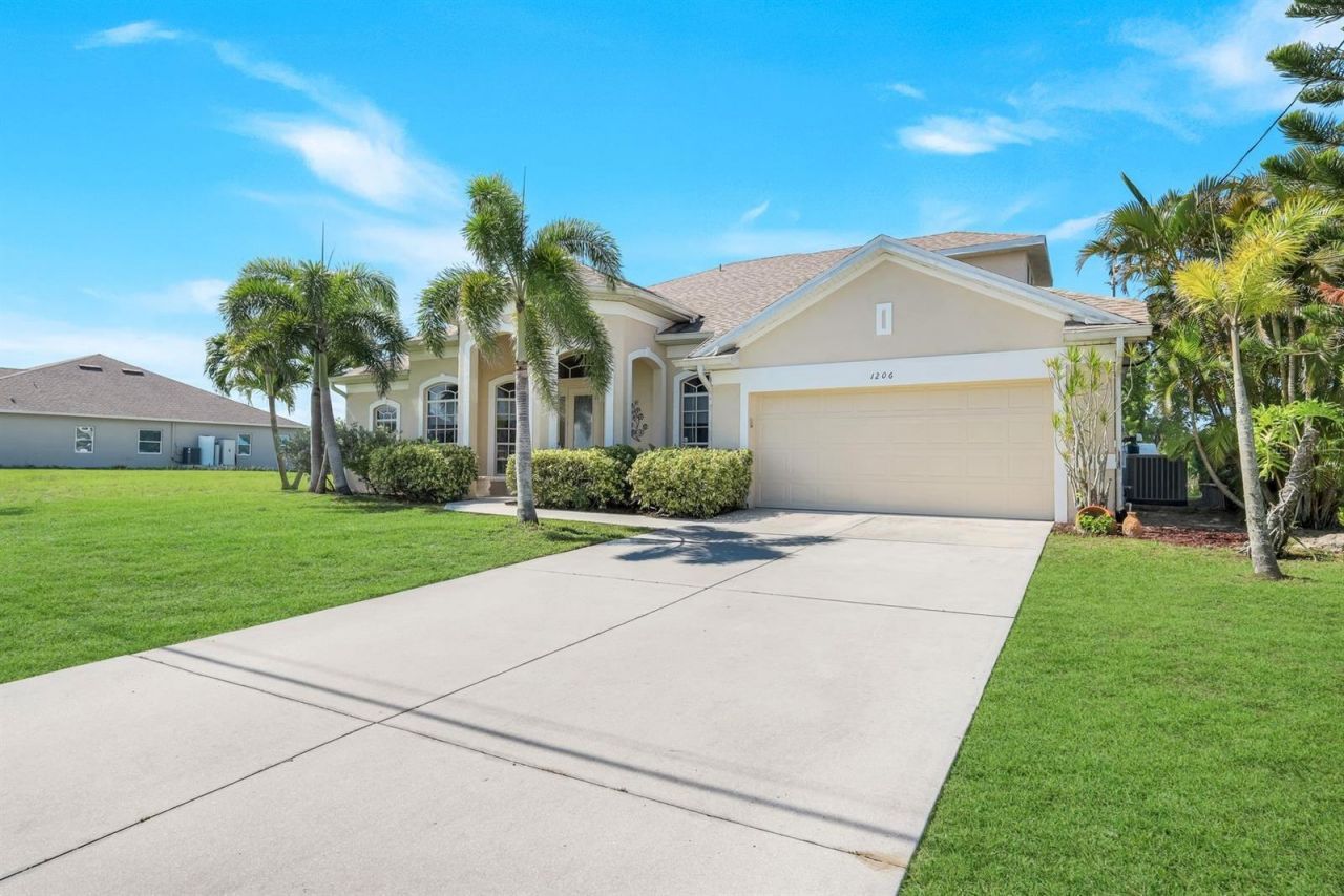 1206 NW 18th Terrace, Cape Coral, FL 33993 Photo