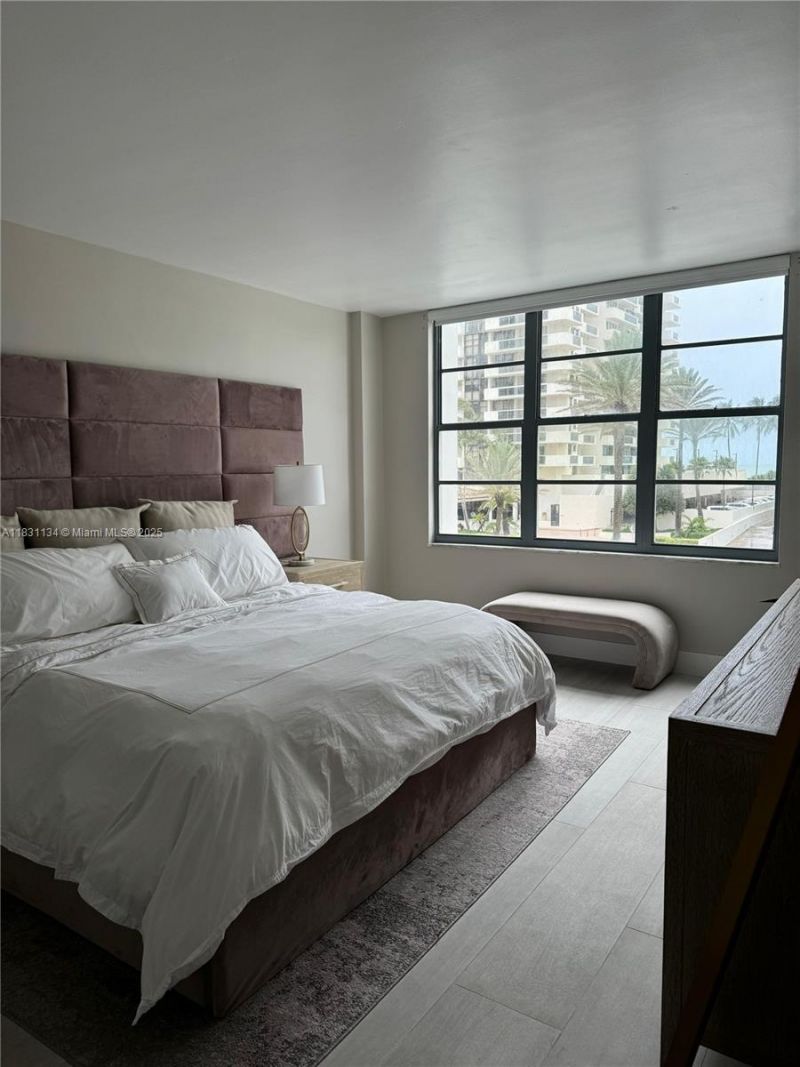 5700 Collins Ave, Unit 3C, Miami Beach, FL 33140 Photo