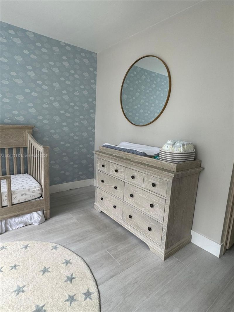 5700 Collins Ave, Unit 3C, Miami Beach, FL 33140 Photo