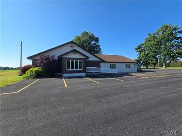 11945 Million Dollar Highway, Medina, NY 14103